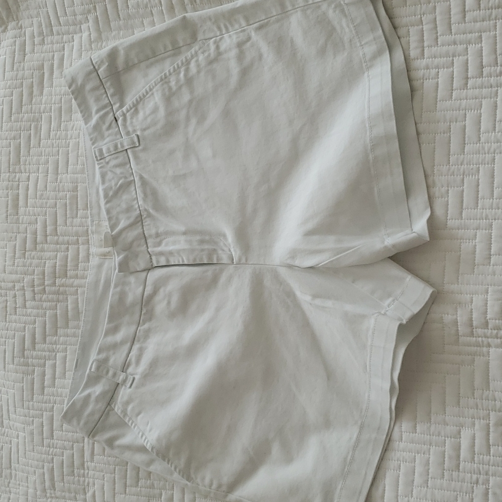 Caslon White Women’s Cargo Shorts